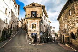 Visiting-medieval-Assisi-is-a-sporty-activity-you-can-walk-through-the-streets-till-you-reach-the-top-of-Assisi-where-you-have-a-stunning-panorama.